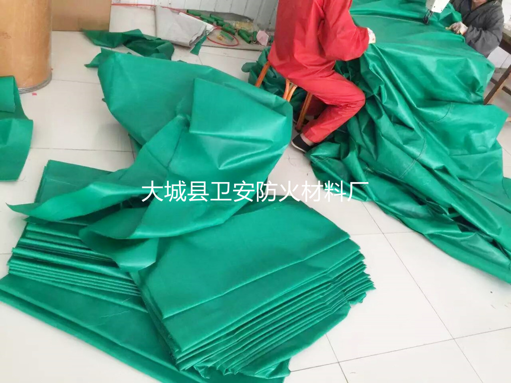 阻燃防火布_三防布_加工定做汽车篷布_货场帆布_防火棉门帘_防火电梯罩